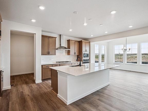 5th image of 700 Lawson Drive