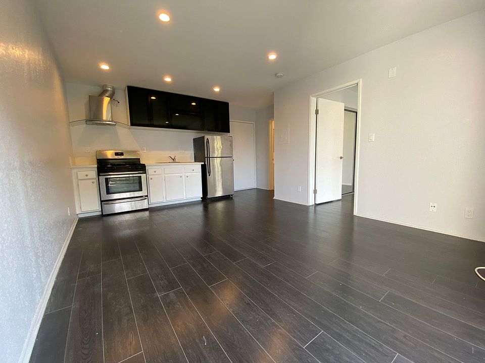 1st image of 827 S Wilton Pl Unit 309