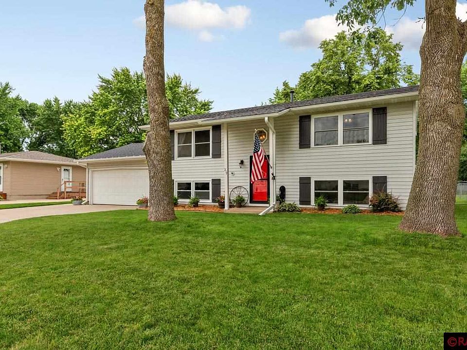 1st image of 212 Ann Dr