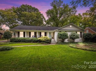 719 Lansdowne Rd, Charlotte, NC 28270