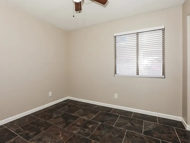 33053 N North Butte Dr — Photo 12