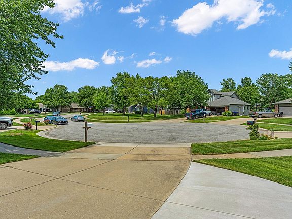 2nd image of 2531 SW Pepperwood Ct
