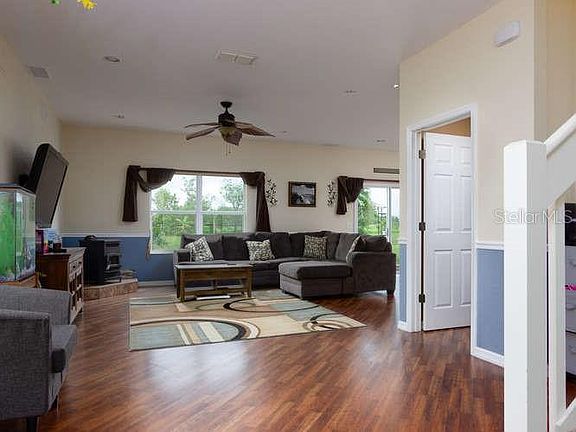 5th image of 5094 NE 124th Pl