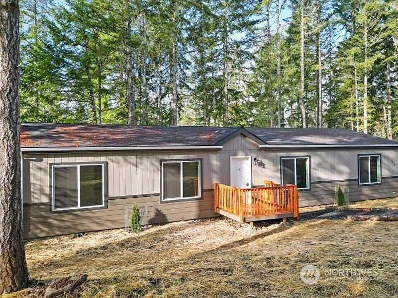 5th image of 670 E Wilson Way