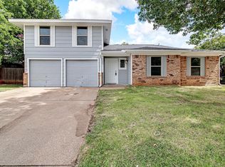 1233 Nicole Way, Burleson, TX 76028
