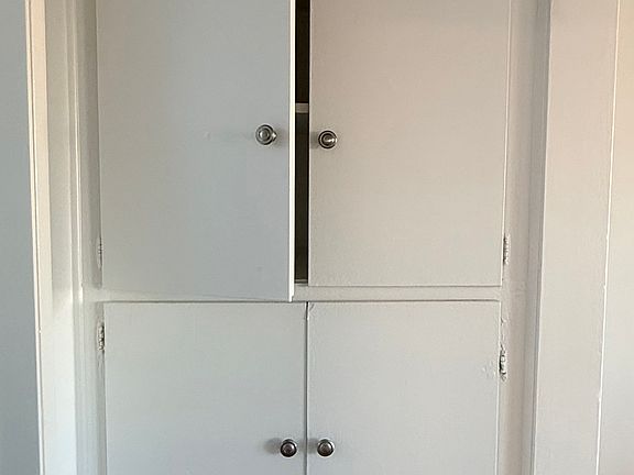5th image of 5018 Santa Ana St #8