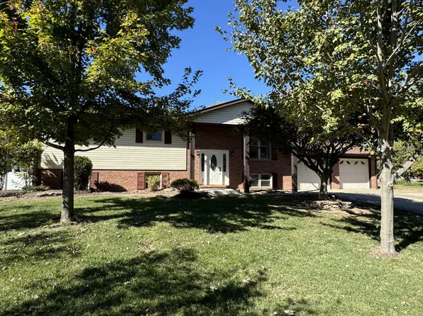 125 Granary Ct, Troy, IL 62294