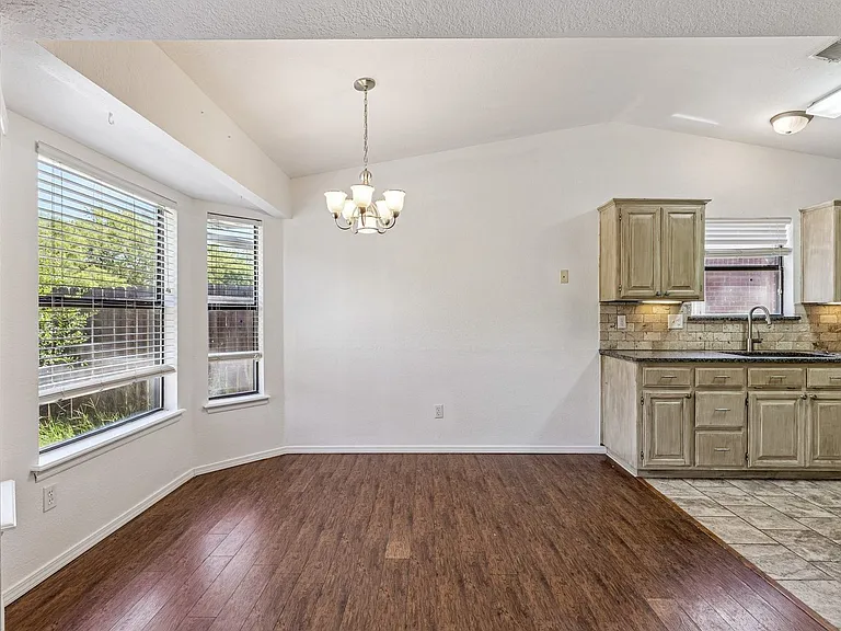 2101 Harbor Dr — Photo 11