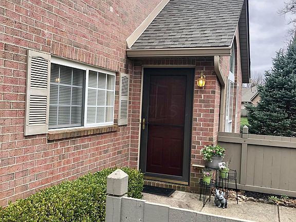4th image of 6104 Warbling Ln #23-610