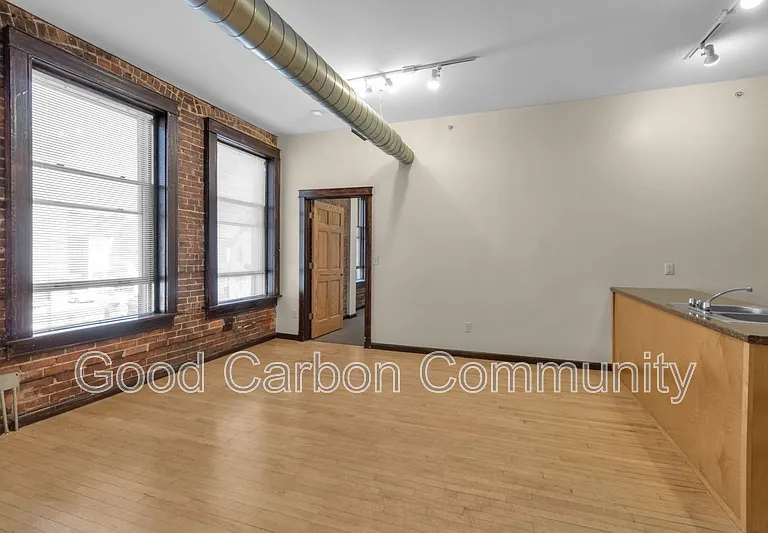 346 Connecticut St #203 — Photo 9