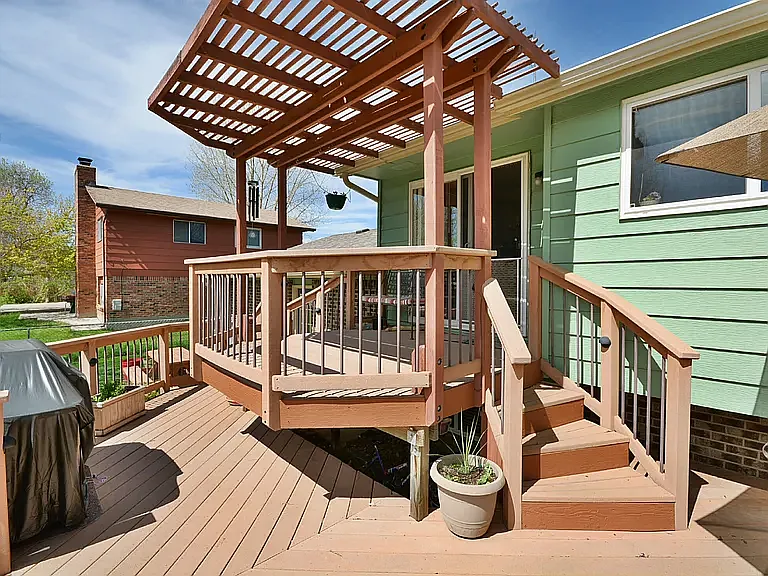 1403 Lefthand Dr — Photo 10