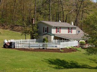 127 Decker Ln, Tyrone, PA 16686
