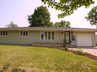 2805 12th Ave NW, Willmar, MN 56201