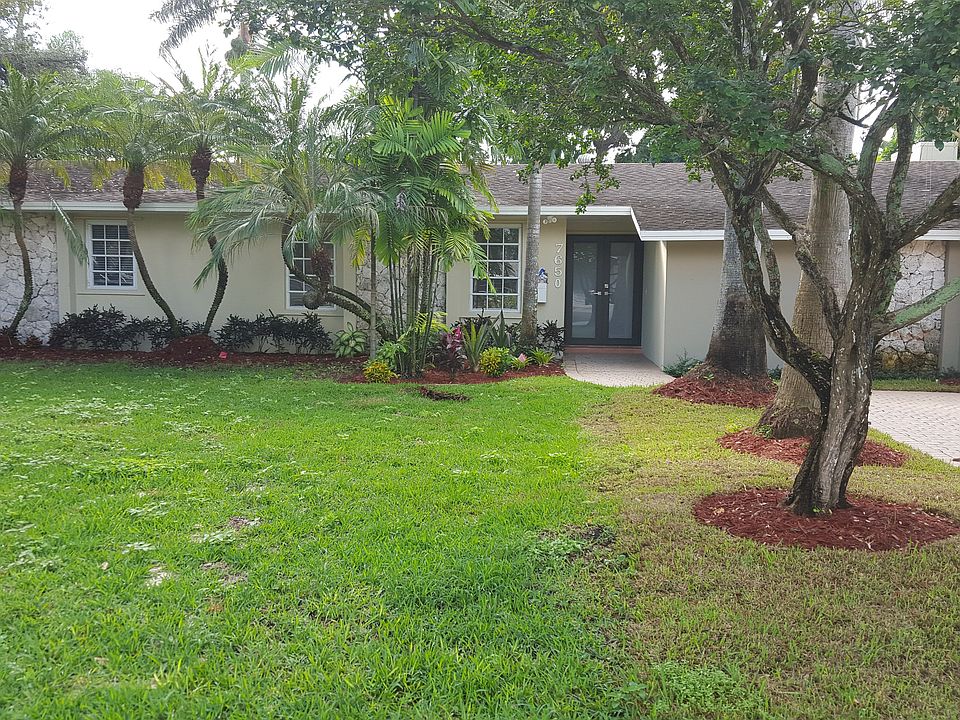 1st image of 7650 SW 142nd St