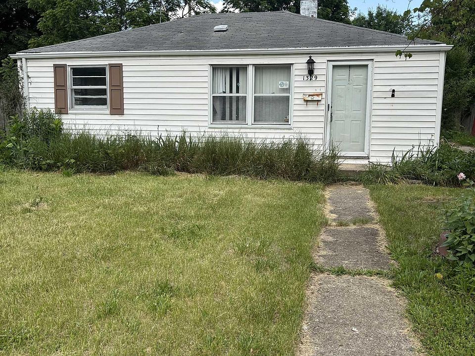 1st image of 1329 Eastbrook Dr