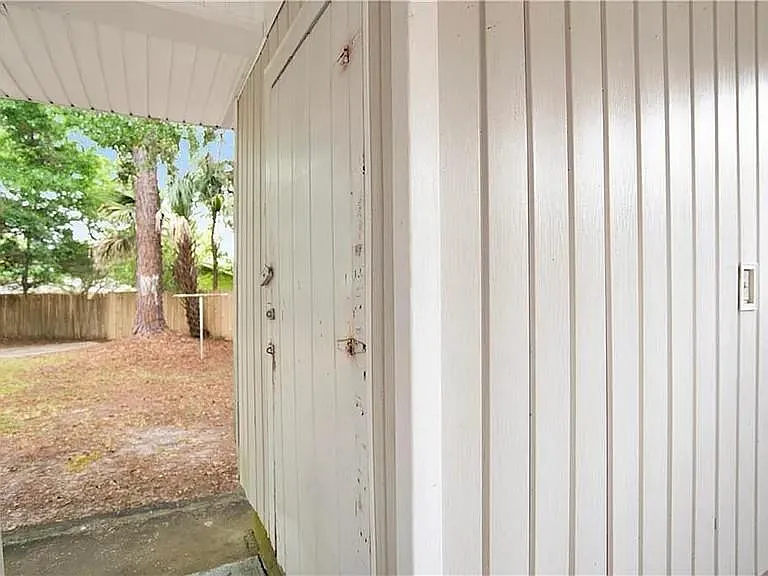 3764 Autumndale Dr — Photo 16
