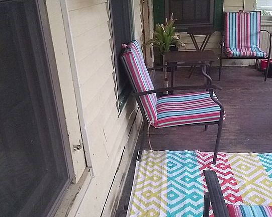 5th image of 302 Plains Rd