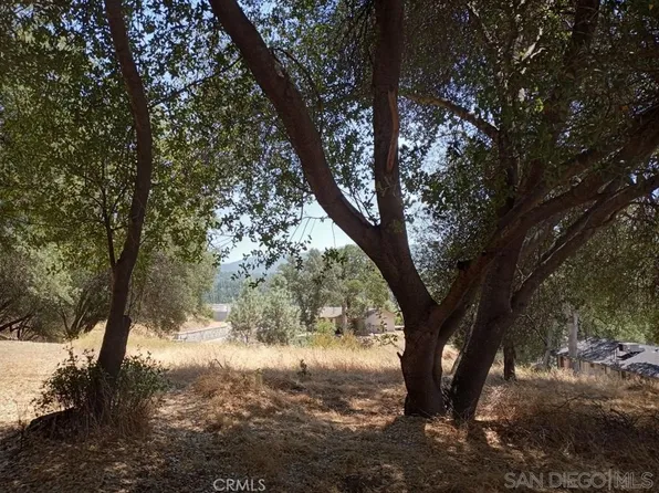0 Live Oak Dr, Oakhurst, CA 93644