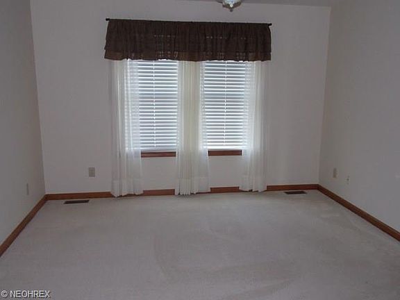 5th image of 1418 Glenbrook Ave