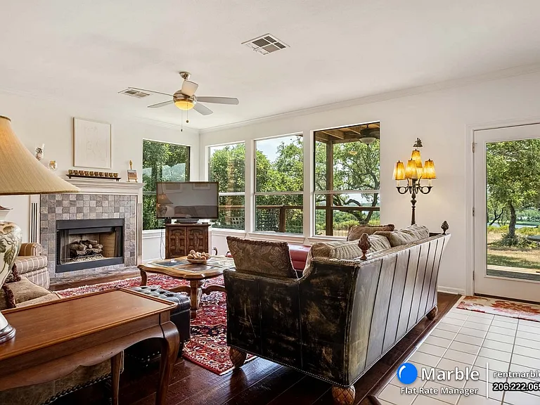 5511 Courtyard Dr — Photo 4