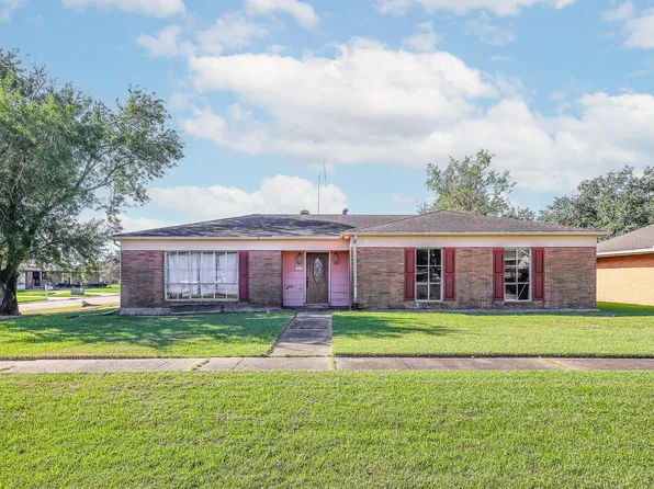3032 Carrol Dr, Morgan City, LA 70380
