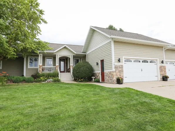 1410 35th St, Spirit Lake, IA 51360