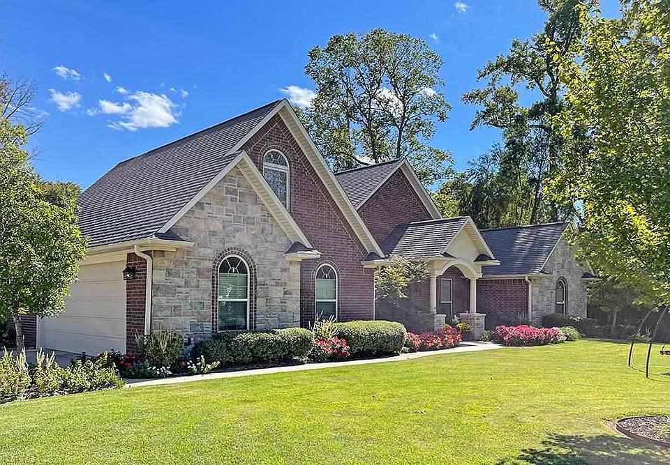 1st image of 7 Coppercreek Cir