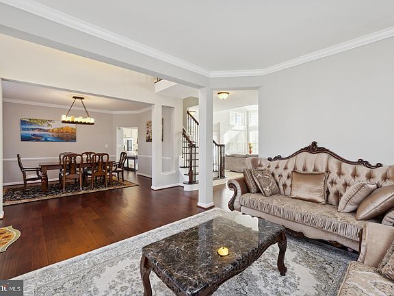 4th image of 17044 Anns Brook Ct