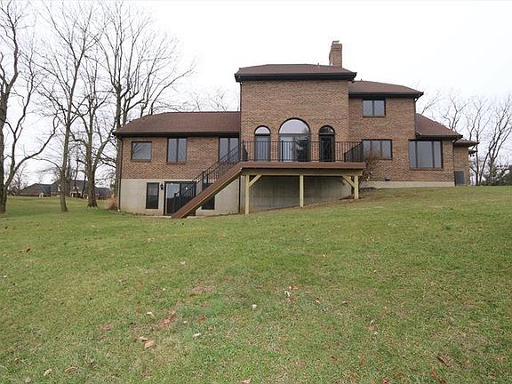 2nd image of 878 Rosewood Dr