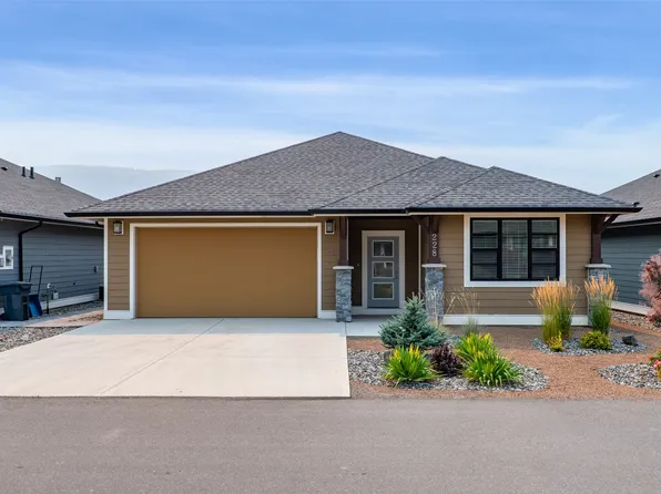 641 Shuswap Rd E #228, Kamloops 1, BC V2H 0E2
