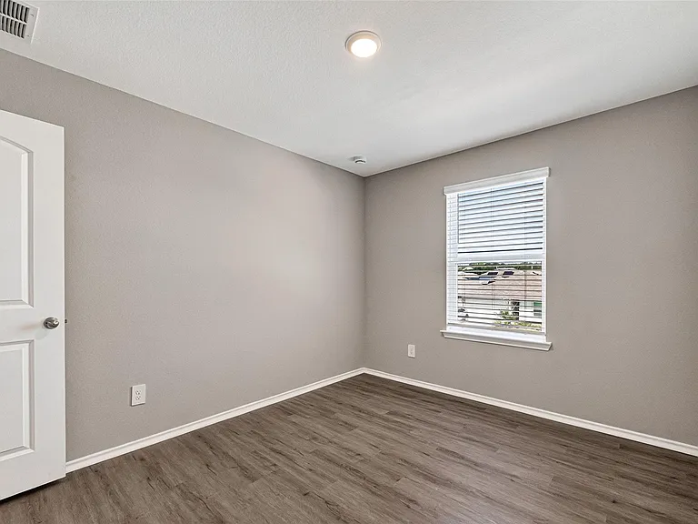 14529 Lily Plains Dr — Photo 32