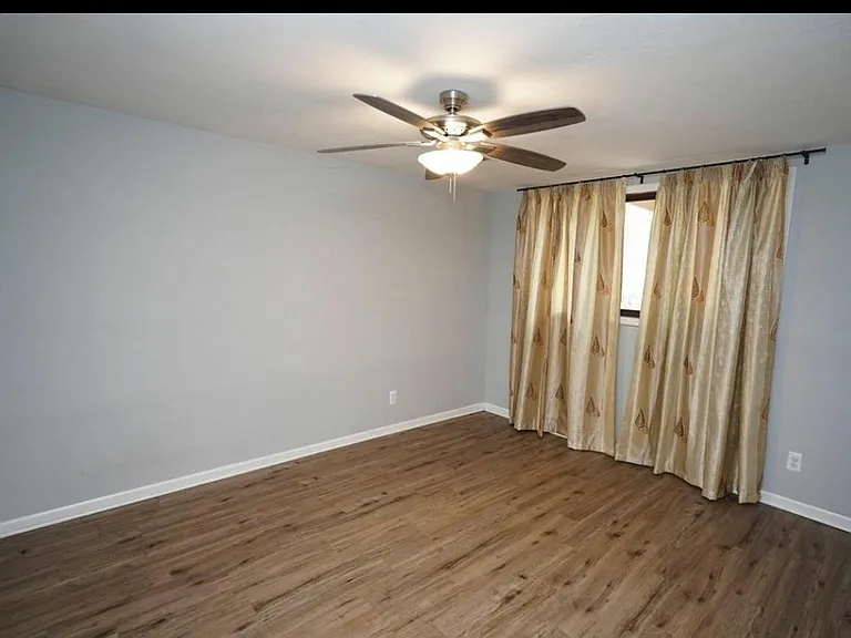 3313 Spring Creek Rd — Photo 17