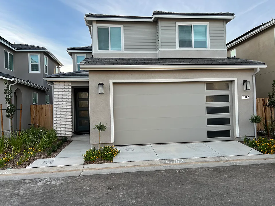 1467 Pioneer Ln