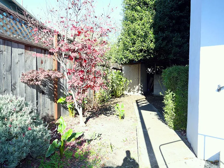 6023 Claremont Ave — Photo 6