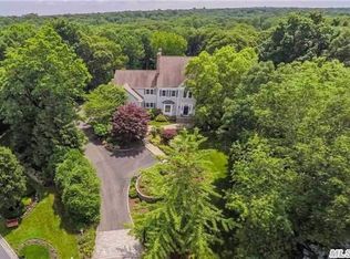 8 Toboggan Hill Path, Cold Spg Hbr, NY 11724