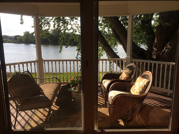 Master bedroom Porch