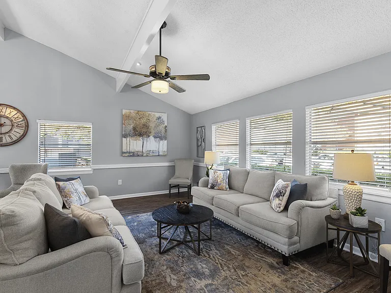 Connect and unwind in the community lounge at Lakeland East Apartments in Flowood, MS. Managed by Highlands Vista Group.
