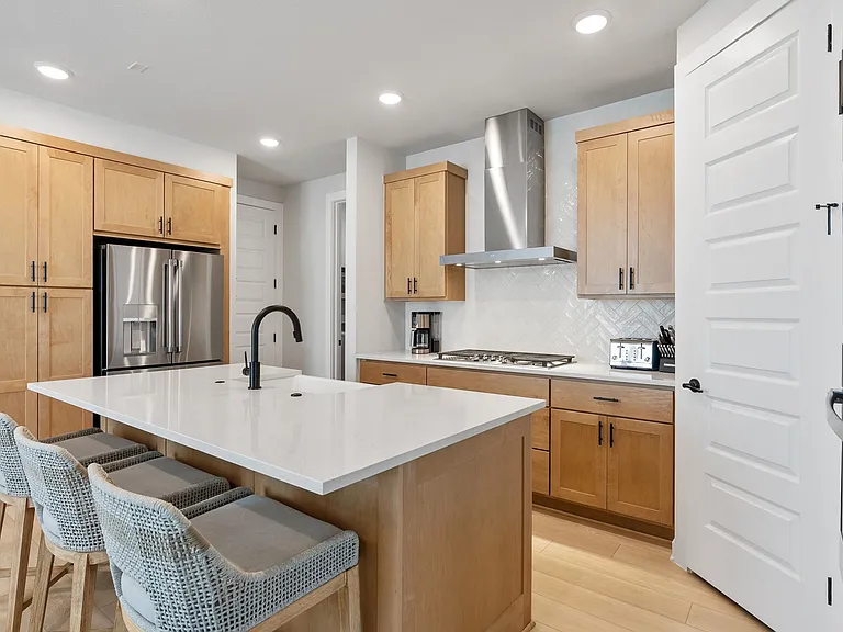 1211 N Roger Hanks Pkwy — Photo 18