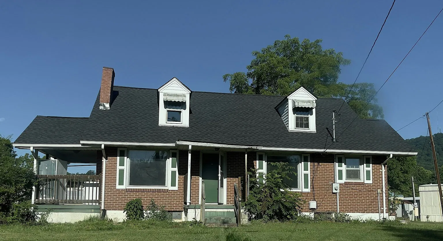 1101 Ward Place Drive — Photo 1