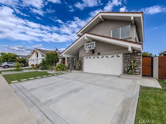 3rd image of 14872 Braeburn Rd