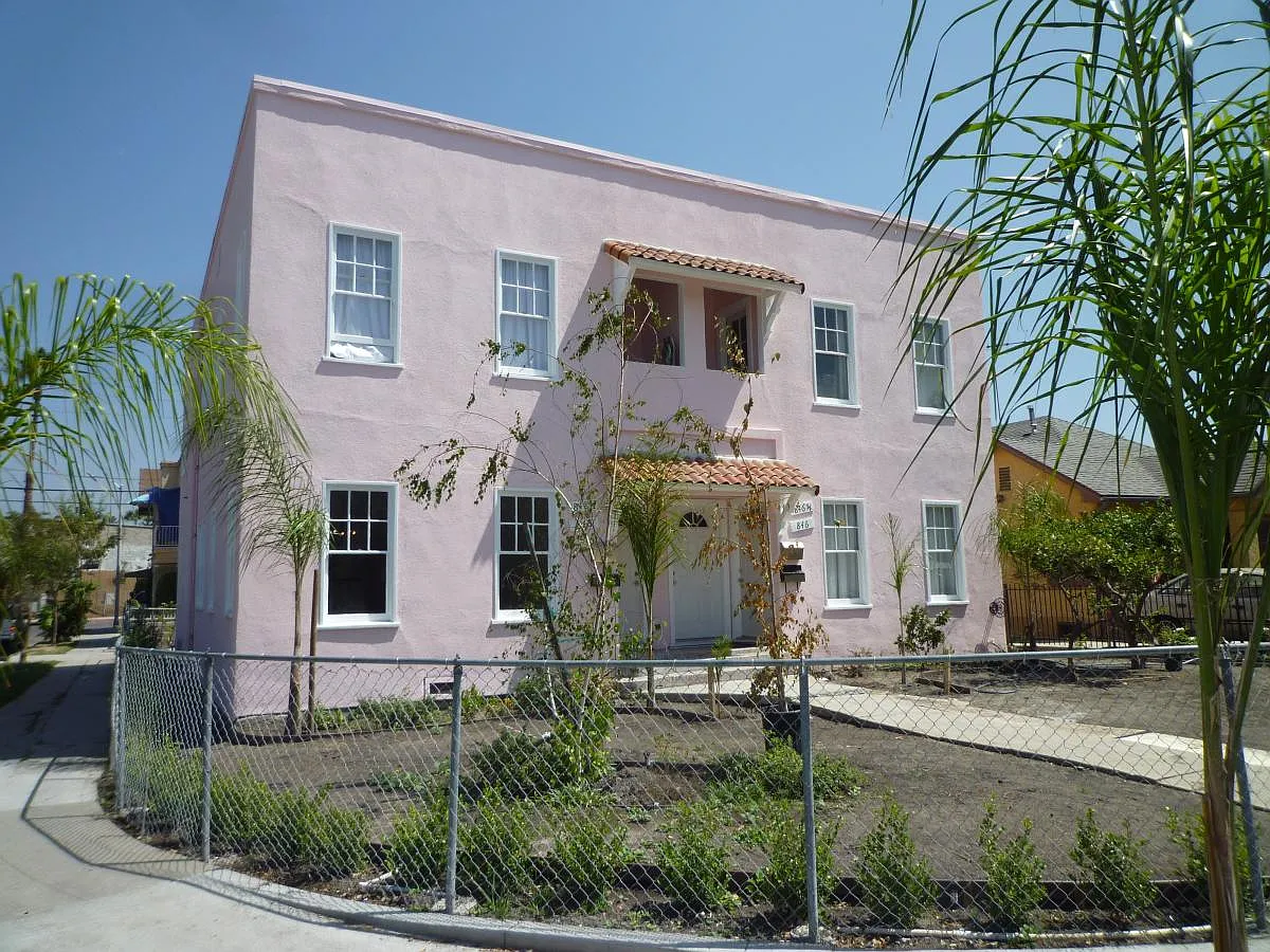 1 bed, 900 sqft, $2,550 — Photo 1