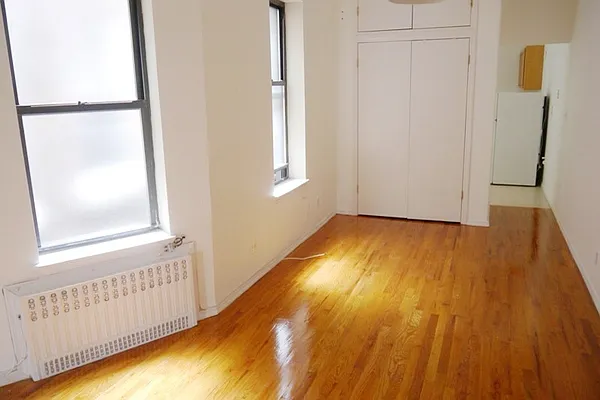 Rented by In Haus LLC | media 28