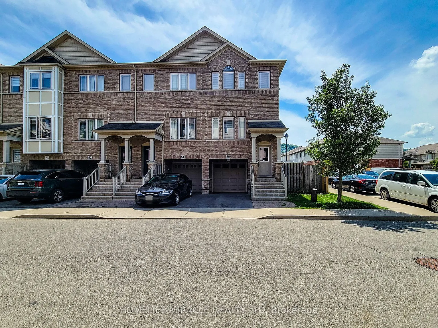 3 bed, $2,500 — Photo 1
