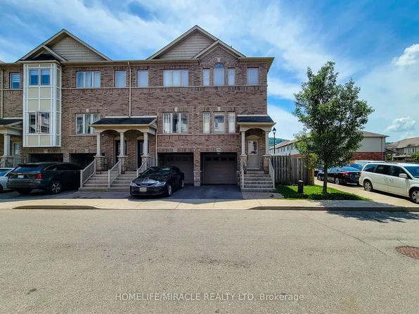 6 Chestnut Dr #50, Grimsby, ON L3M 0C4