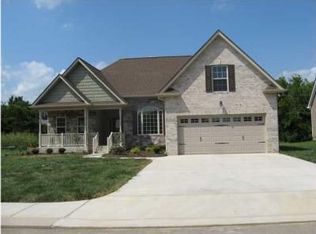 8523 Sunridge Dr, Ooltewah, TN 37363