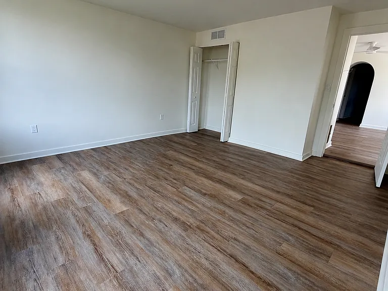 1460 Parrish Ave #1 — Photo 2