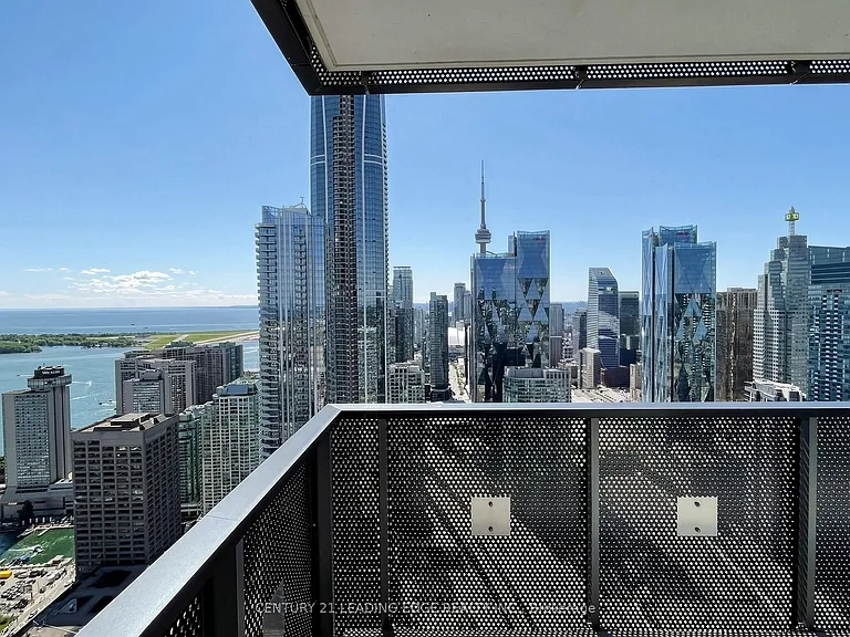 55 Cooper St #6211 — Photo 27