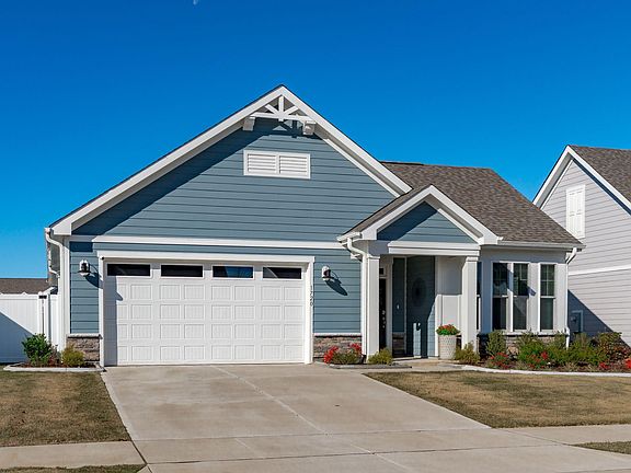 3rd image of 1720 Red Elm Ln
