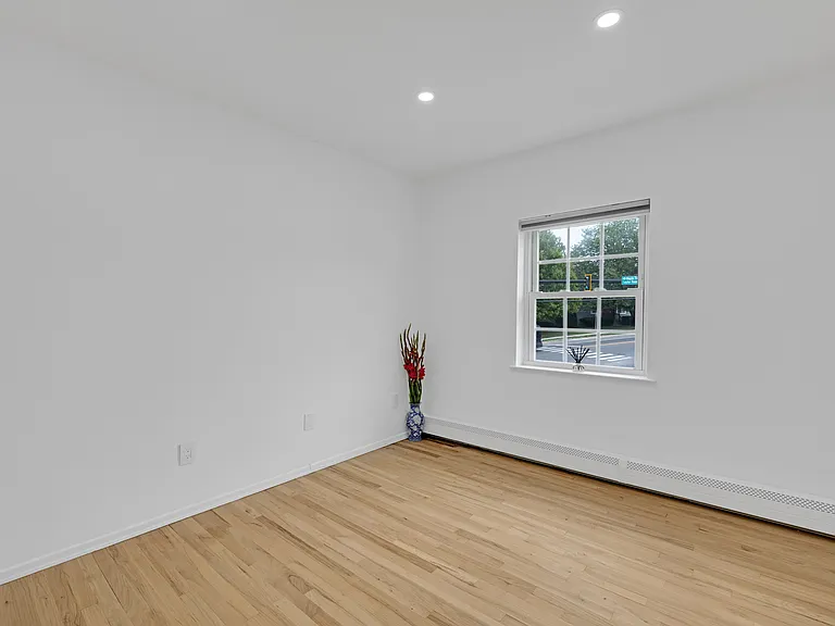 388 Courtland Ave #5C — Photo 6