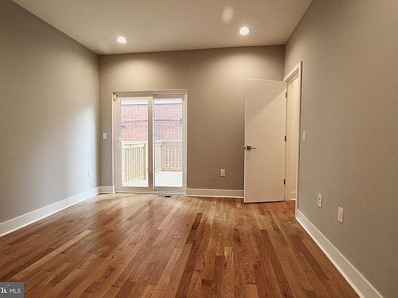 4th image of 1642 Cambridge St